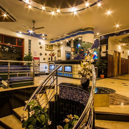 The Suncourt Hotel Yatri Delhi  Exterior photo