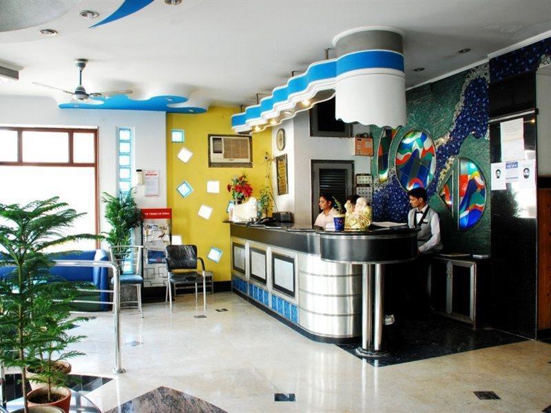 The Suncourt Hotel Yatri Delhi  Exterior photo