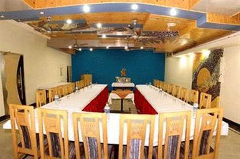 The Suncourt Hotel Yatri Delhi  Exterior photo